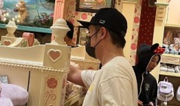 上海父女视频在线观看,共度美好时光，传承家庭温情